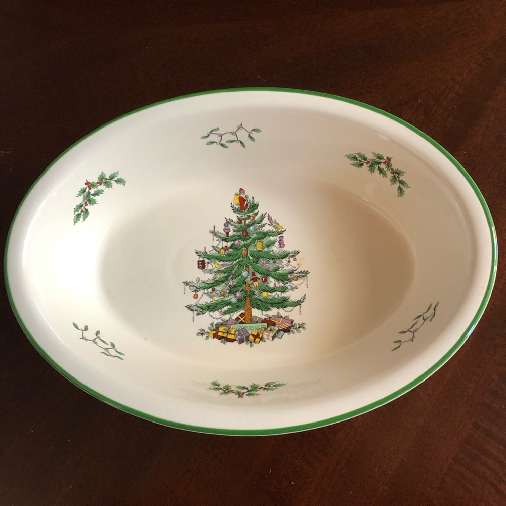 NWOT - Spode Christmas Tree Oval Rimmed Dish / Oven Safe - Picture 2 of 11